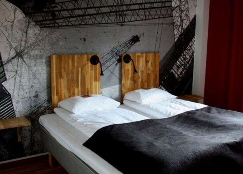 Home Hotel Bristol Arvika község Szoba fotó